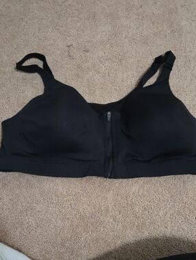Old Navy Black Front-Zip Wireless Bra